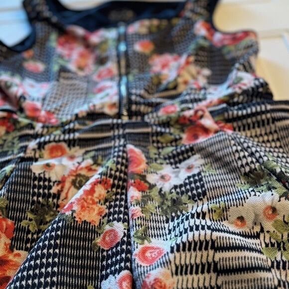 Pippa and Julie Black Plaid Rose Floral Print Dress Big Girls Size 14 - Picture 2 of 4